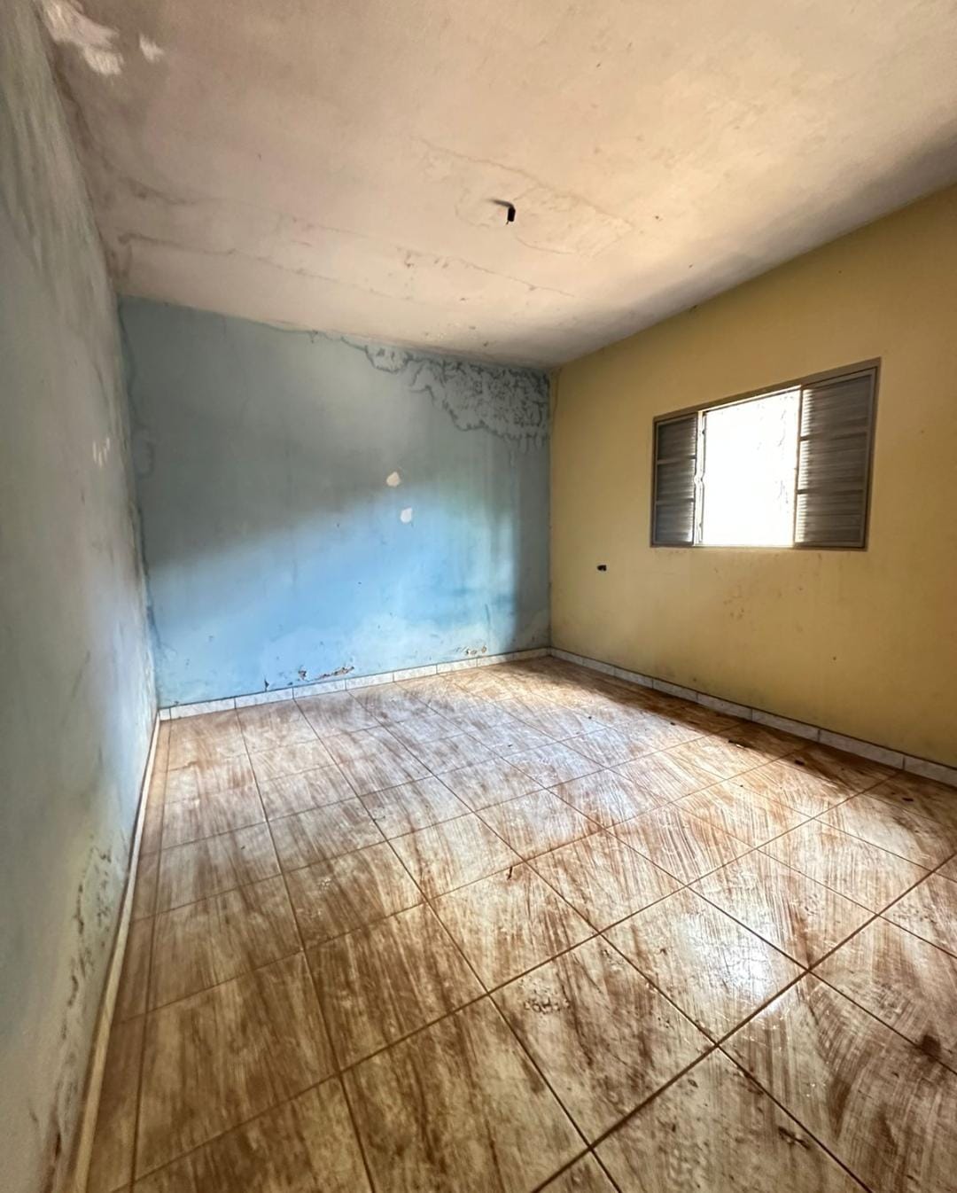 VENDO CASA NO CENTRO