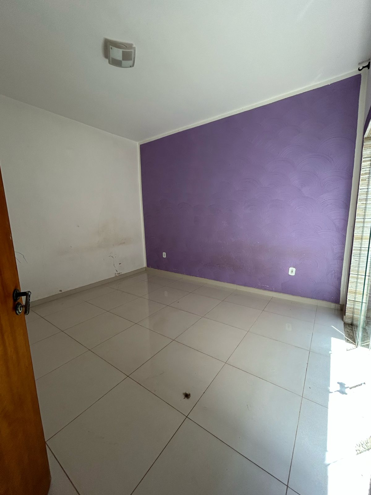 CASA NO JD PRIVEIRA