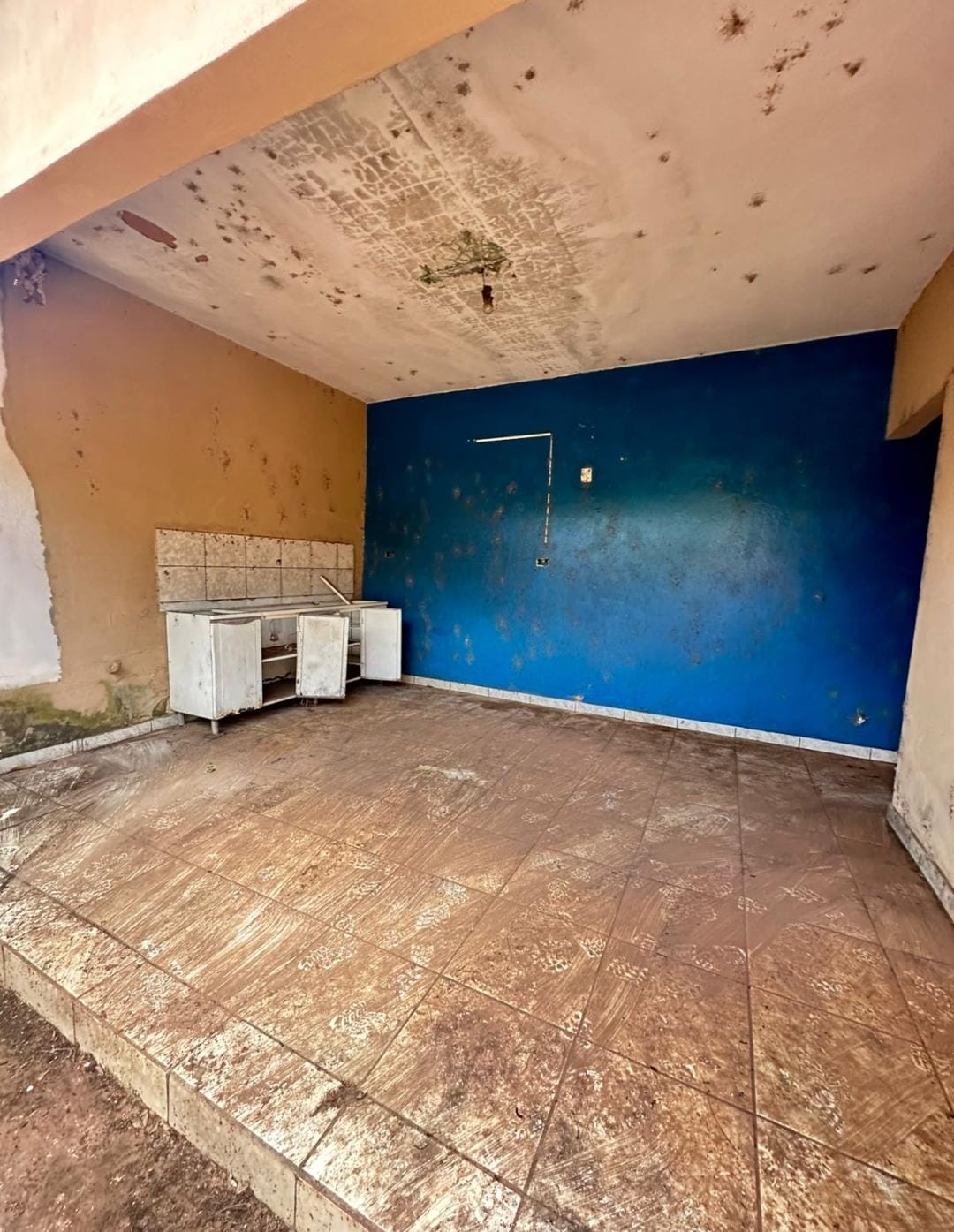 VENDO CASA NO CENTRO