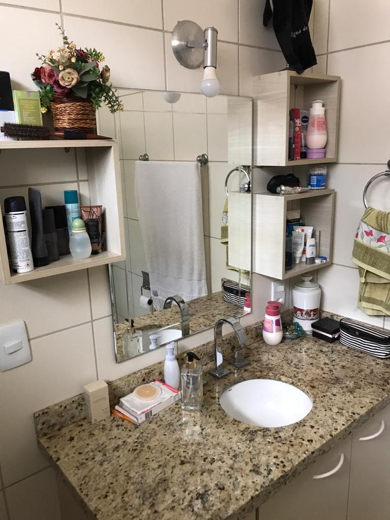 CASA EM EXELENTE LOCALIZAÇÃO