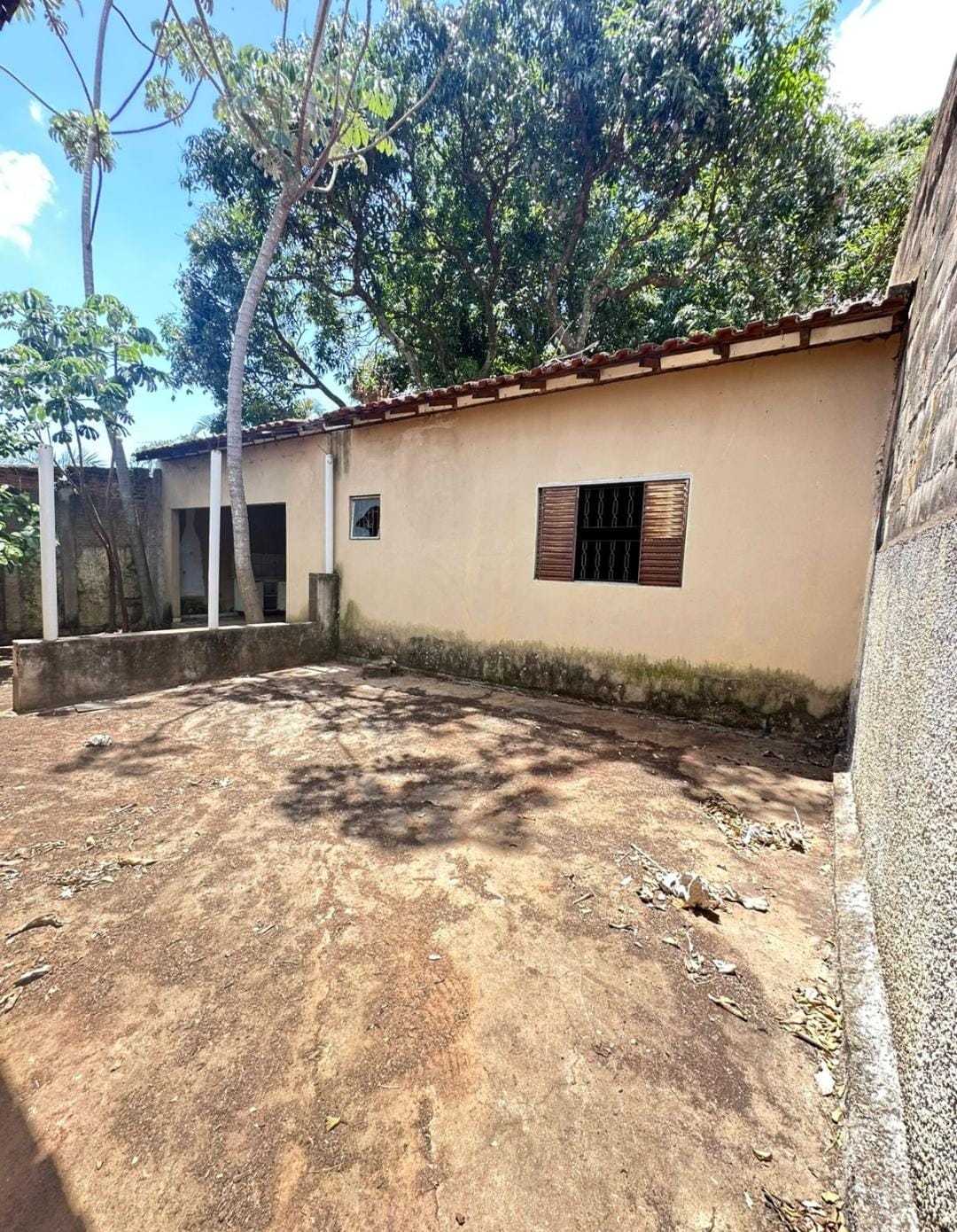 VENDO CASA NO CENTRO