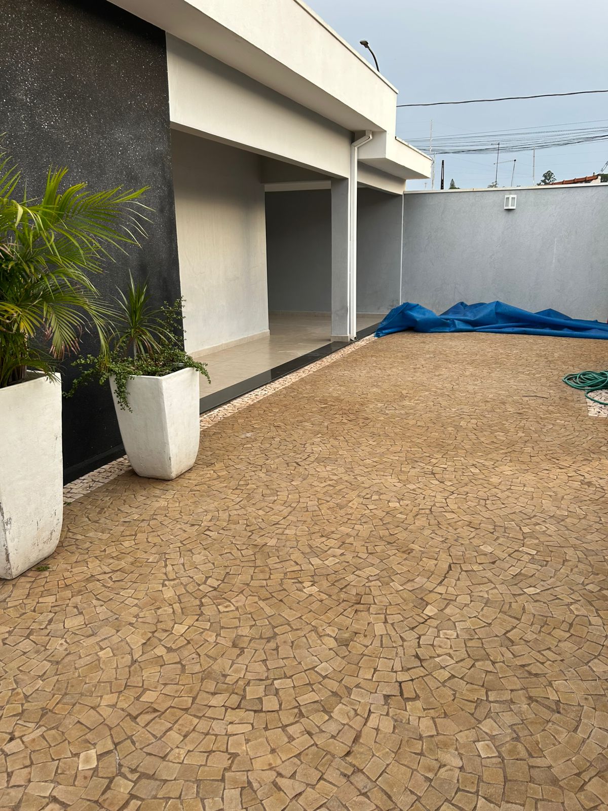 VENDO CASA NO CENTRO