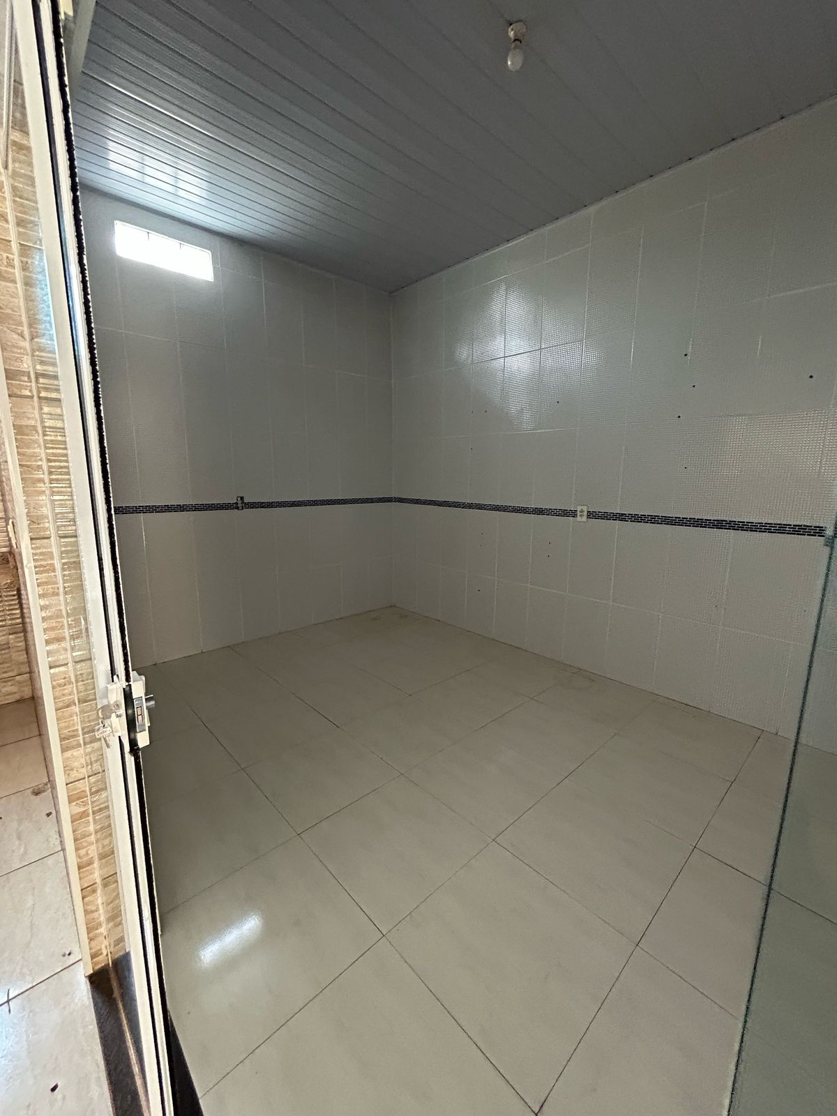 CASA NO JD PRIVEIRA