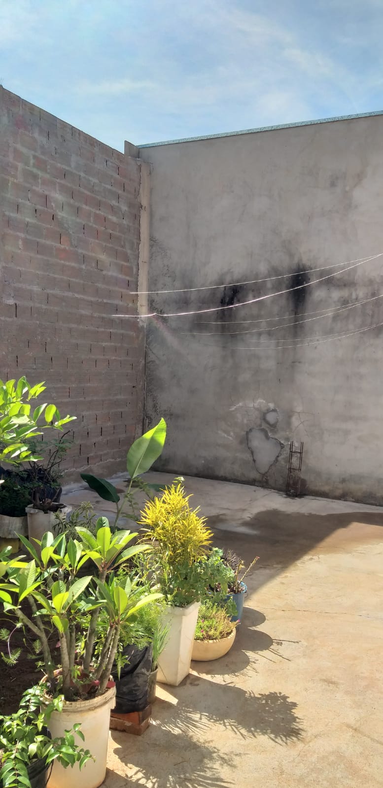 VENDO CASA NO MALAGOLI