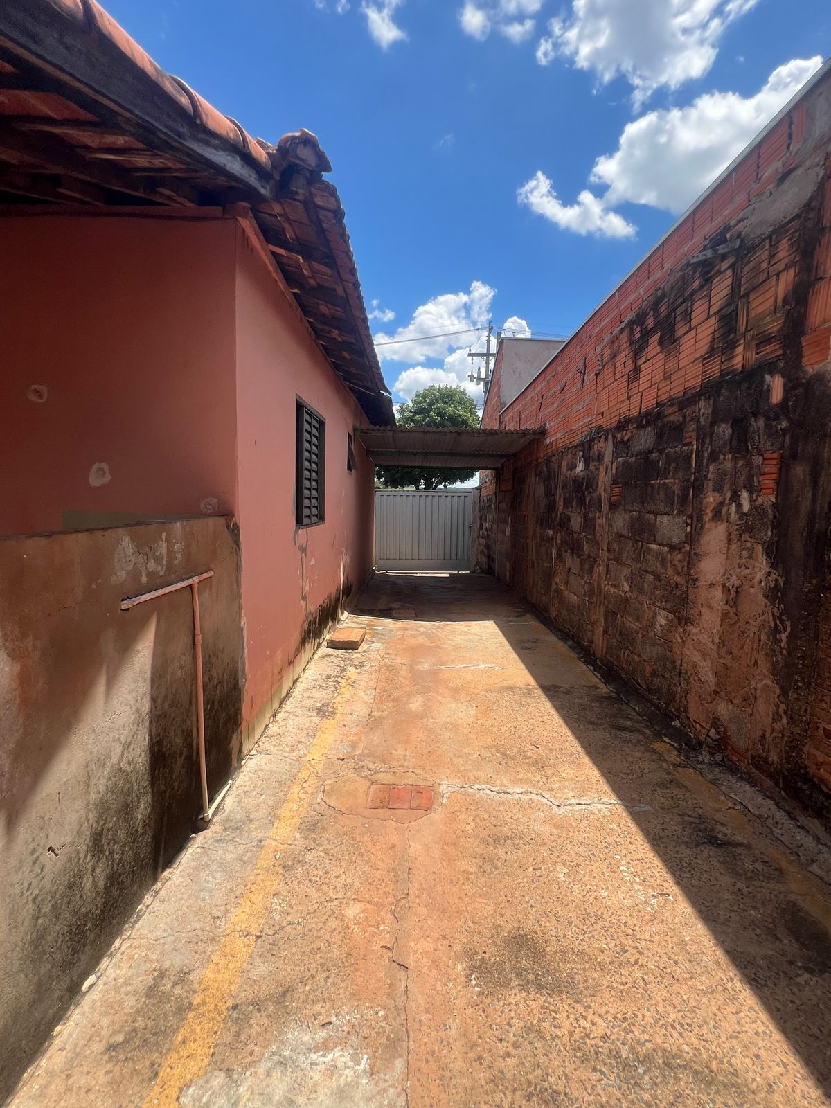 CASA  NO JD. PAULISTA