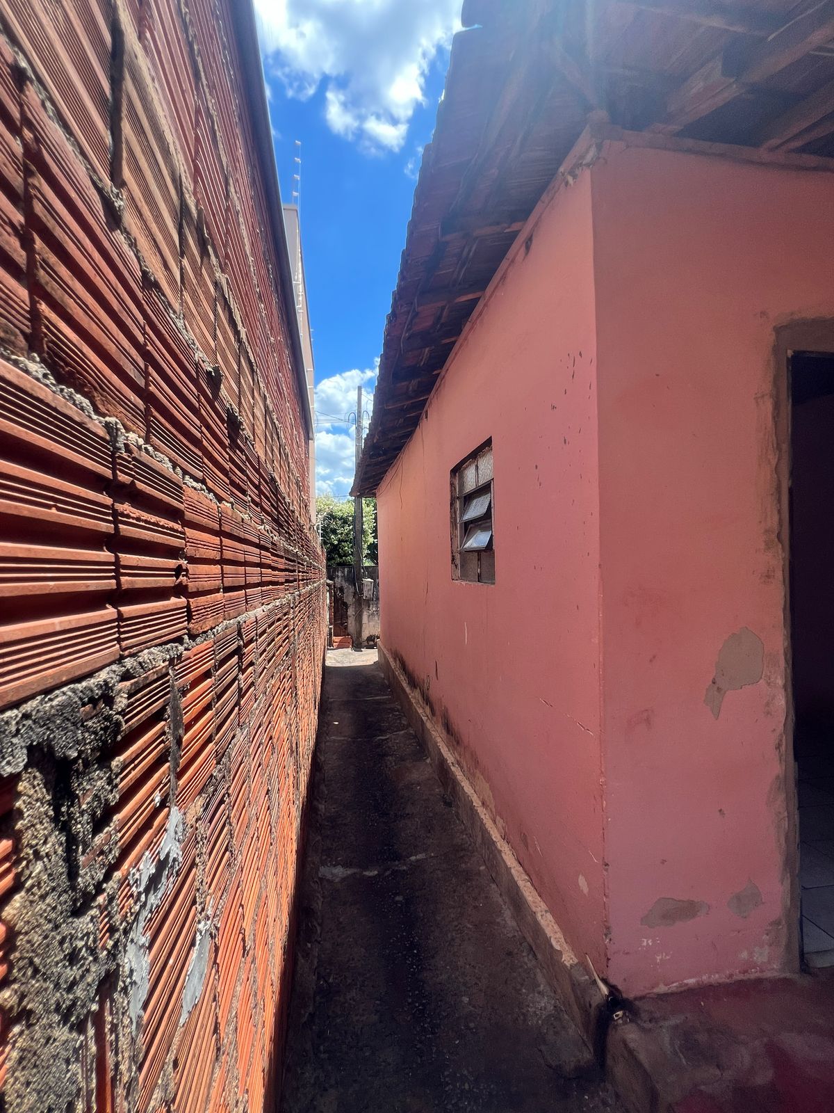 CASA  NO JD. PAULISTA
